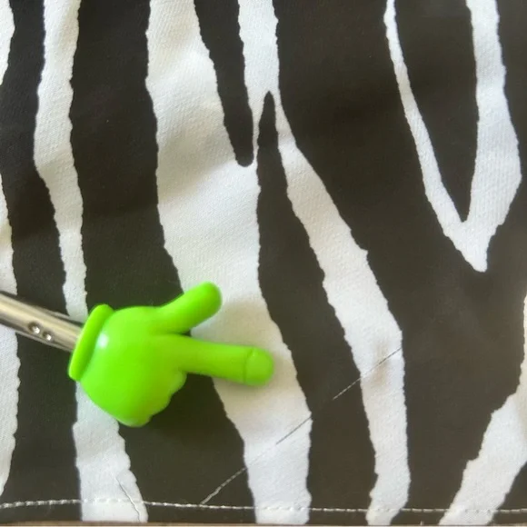 Banana Republic Zebra Print Maxi Skirt New NOTE Size 2 Fits size 6 slight flaw - Picture 2 of 10